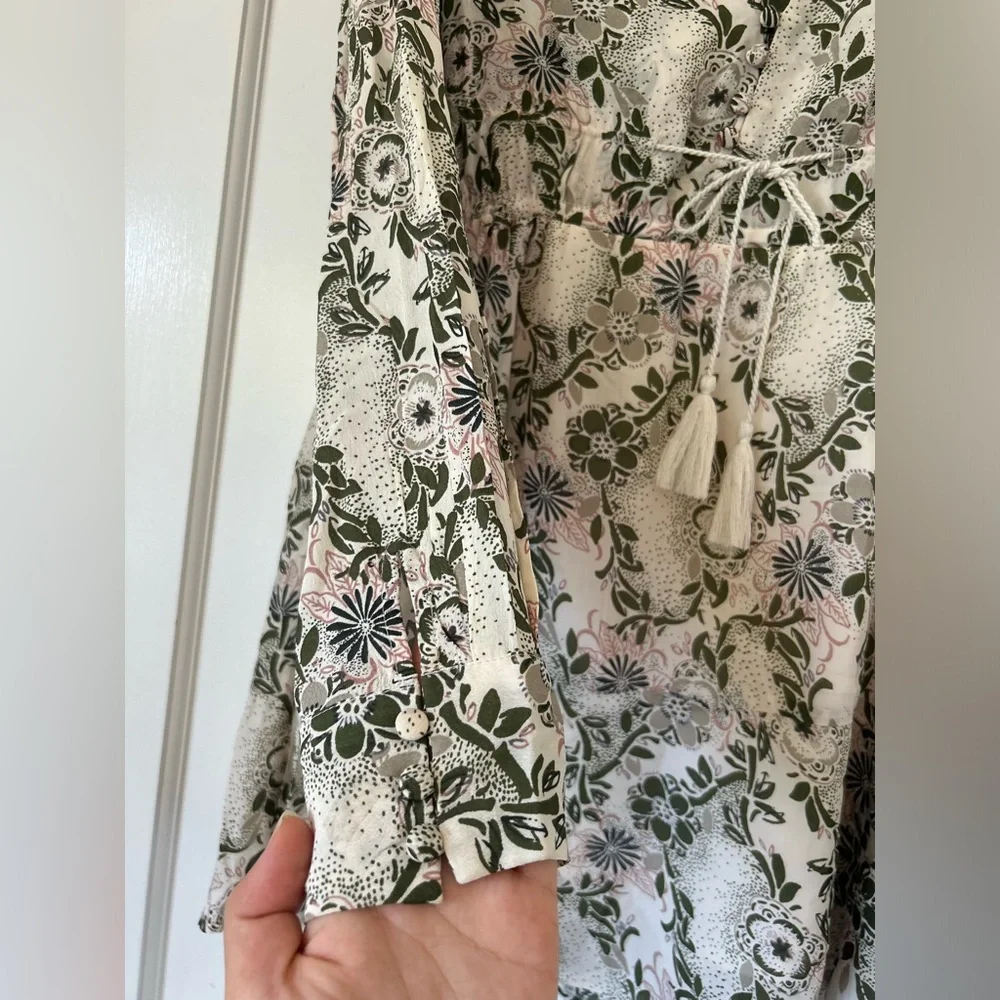 FREE PEOPLE Stealing Fire Mini Dress In Ivory Green Combo floral boho Sz Small